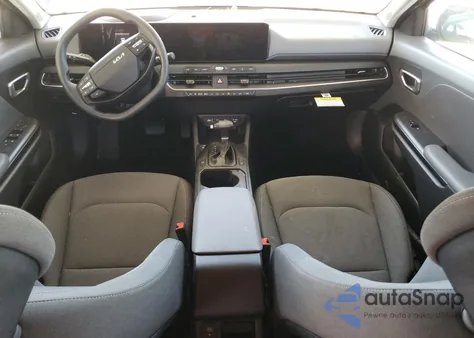 2025 Kia K4 Lx z USA, uszkodzony, nr VIN 3KPFT4DE8SE053747